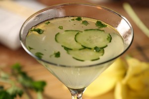 cucumber martini cocktail