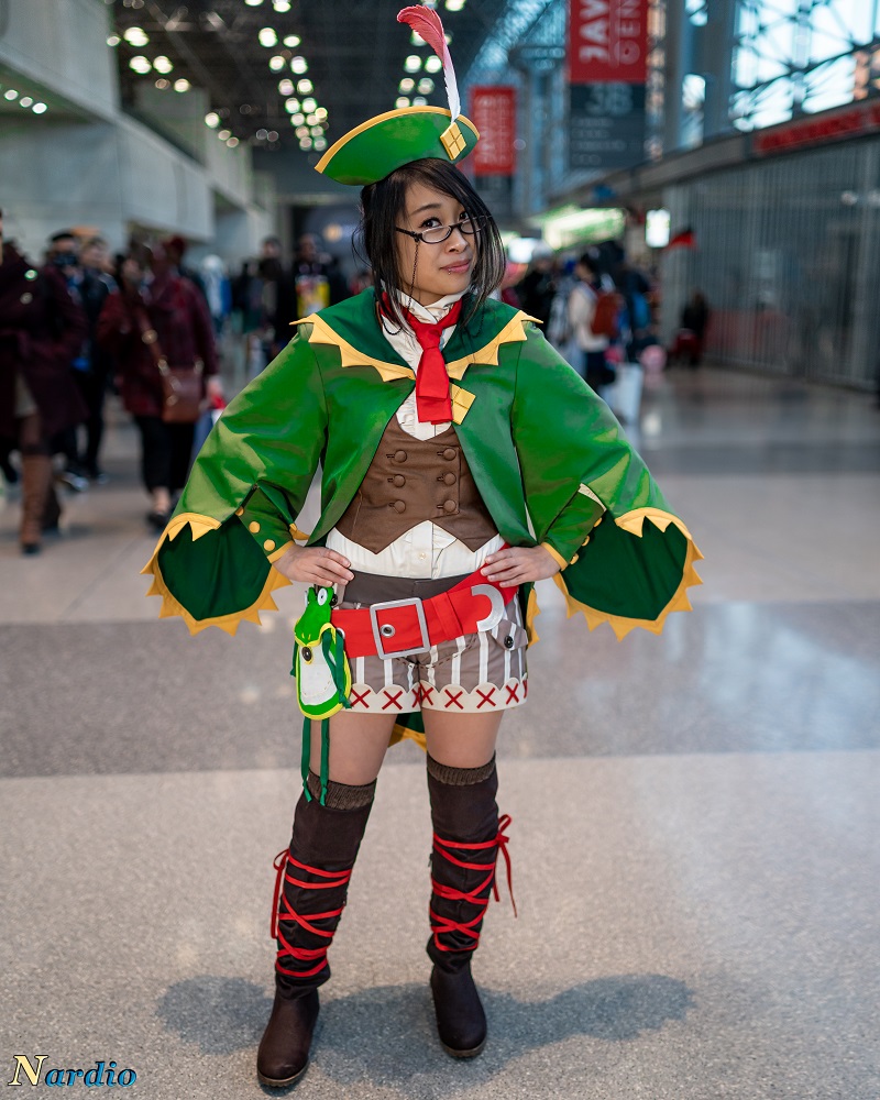 Monster Hunter Guild Receptionist Sophia Cosplay